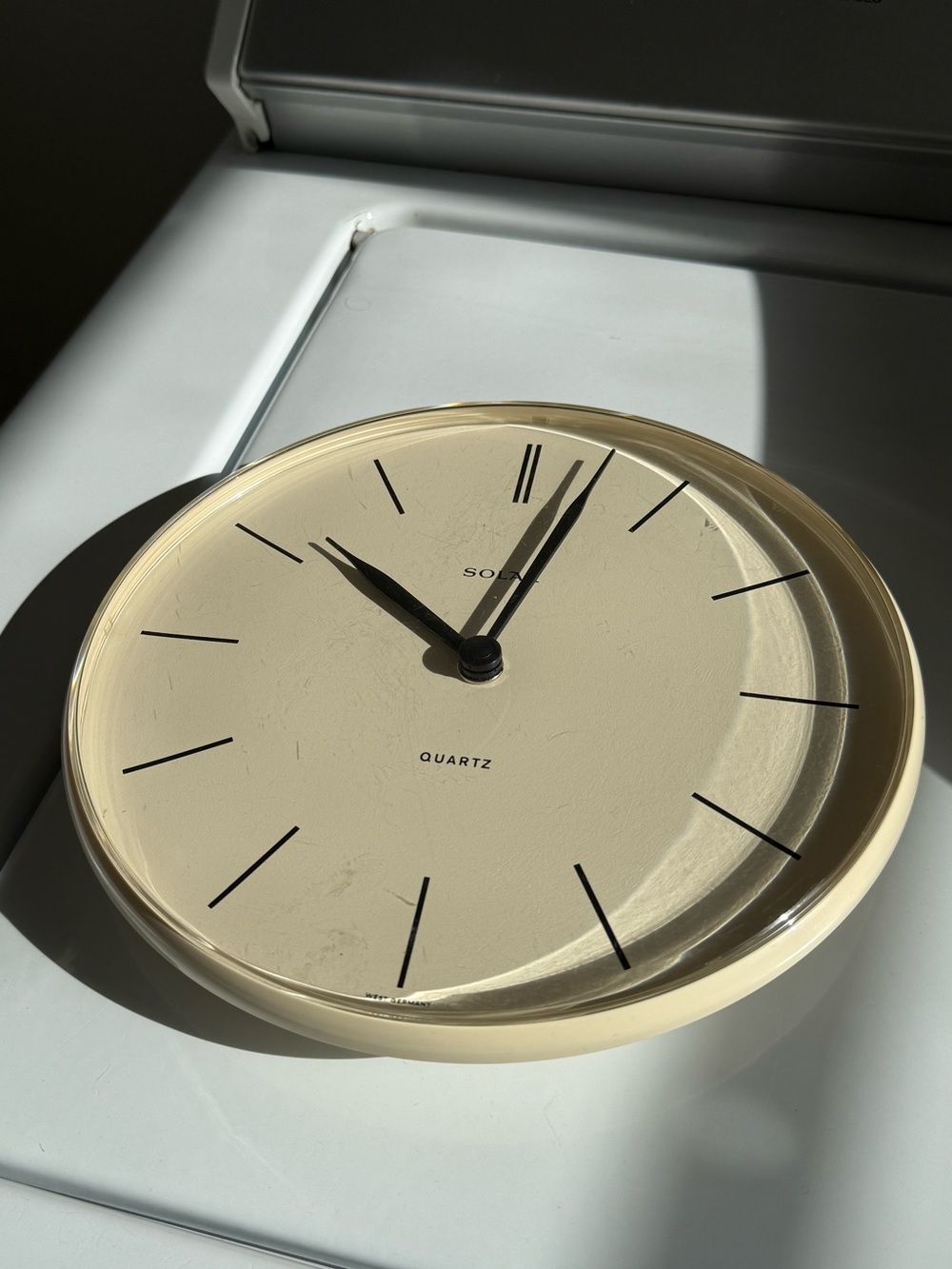 Post Modern Minimalist Cream Black 9" Solar Quartz Wall Clock West Germany Eaton
